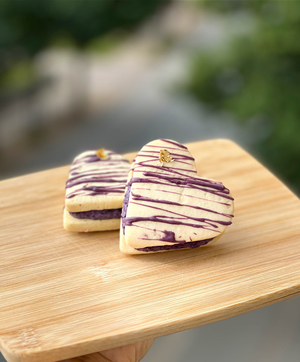 White Choco & Blueberry